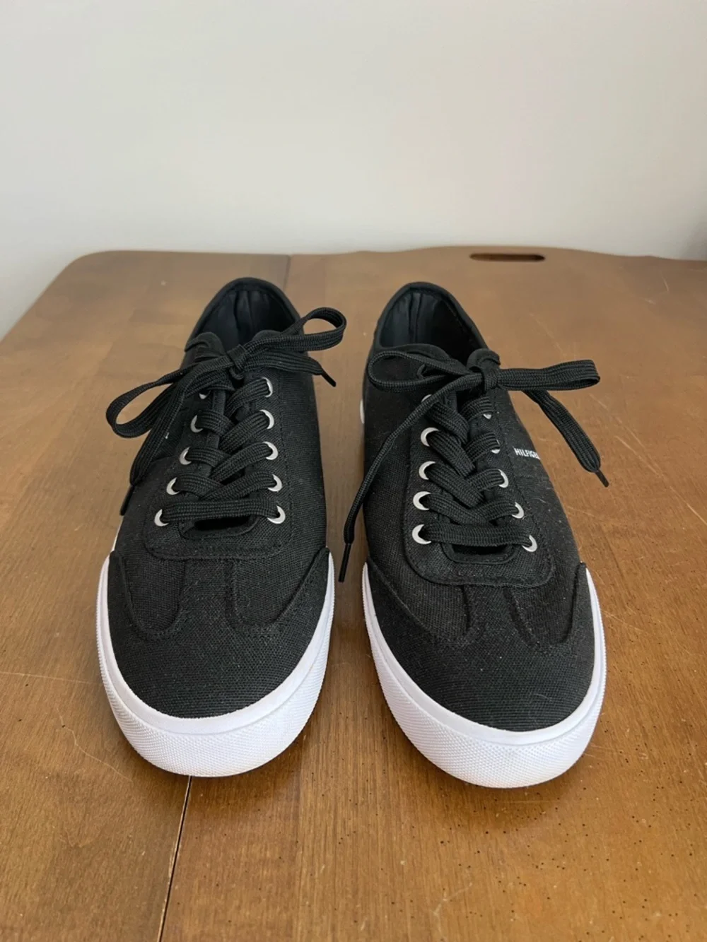 Tommy‎ Hilfiger Men's Pandora Low Top Sneakers Size 10